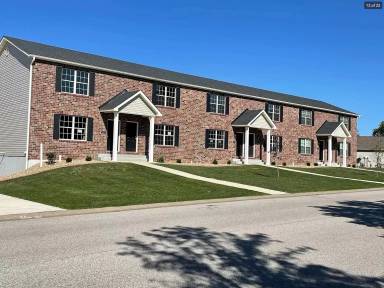 Main picture of 225 Bradford Ln
