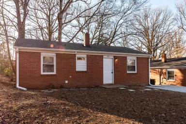 Main picture of 411 Hobson St