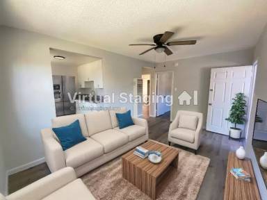 Main picture of 1338 W 57th St
