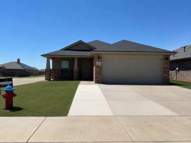 Main picture of 7423 103rd St