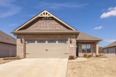 Main picture of 125 Caspian Ln