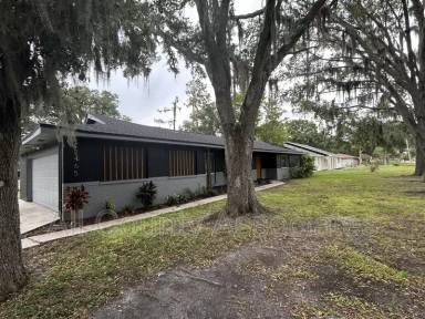 Main picture of 3465 Peacock Ln