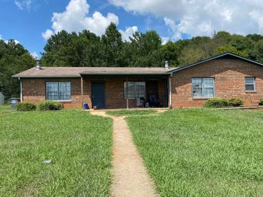 Main picture of 1290 Aiken Rd