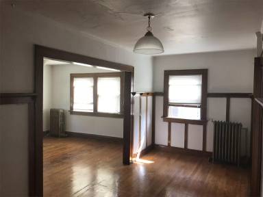 Main picture of 2902 Cottage Grove Ave