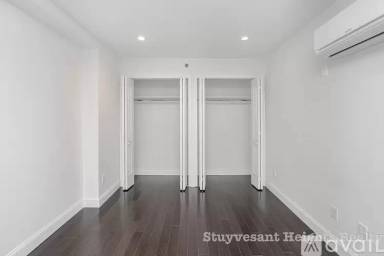 Main picture of 46 02 70 St