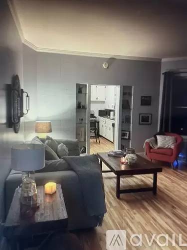 Main picture of 416 La Salle Ave