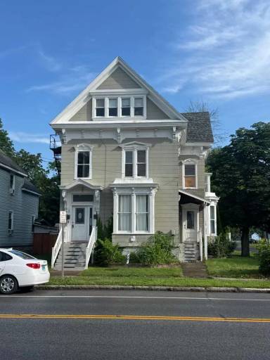 Main picture of 304 Lenox Ave