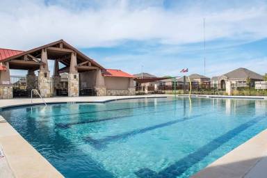 Main picture of 303 White River Dr