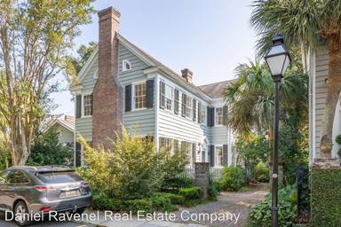 Main picture of 16 Orange St