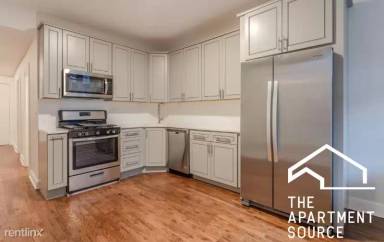 Main picture of 2540 N Lawndale Ave