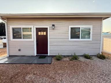 Main picture of 1018 College Ave