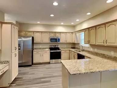 Main picture of 3848 E Presidential Dr