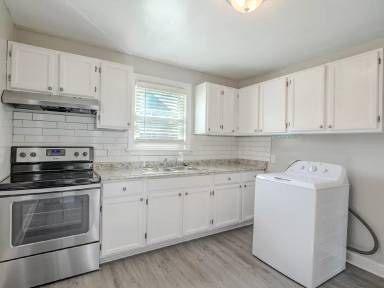 Main picture of 1293 W Ocean View Ave