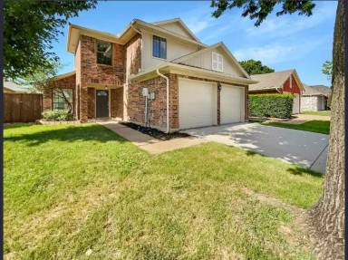 Main picture of 3808 Suffolk Ln