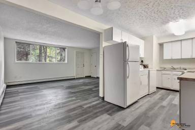 Main picture of 3004 Doris St