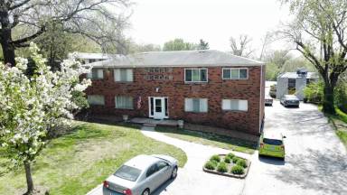 Main picture of 608 E Main St
