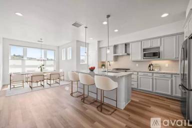 Main picture of 7710 Town Square Way