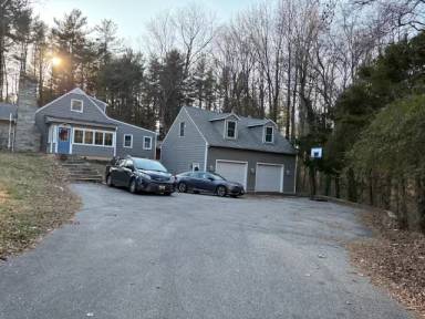 Main picture of 1100 Plum Point Rd