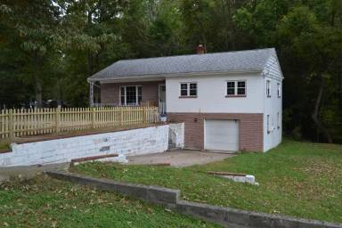 Main picture of 149 Broaddus Dr