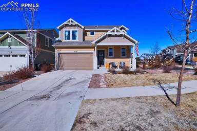 Main picture of 8396 Mahogany Wood Ct