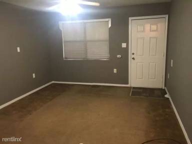 Main picture of 3411 Cumberland Rd