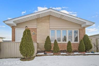 Main picture of 126 Strieff Ave