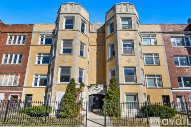 Main picture of 6837-41 S Clyde Ave Apartments