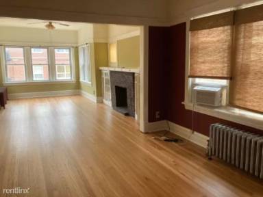 Main picture of 2313 W Diversey Ave