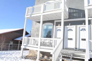 Main picture of 653 S Idaho St