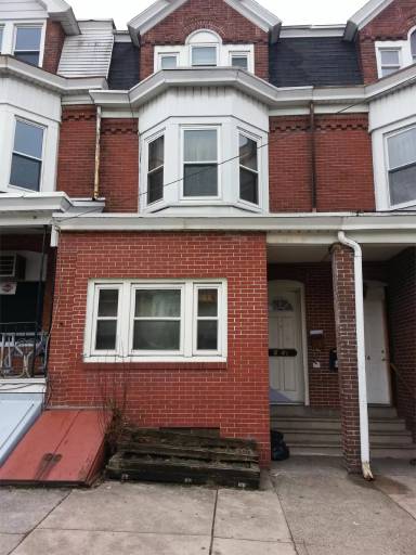 Main picture of 8245 N 5th St