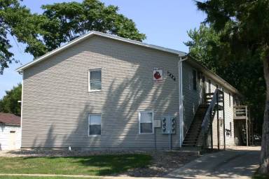 Main picture of 102 E Mulberry St