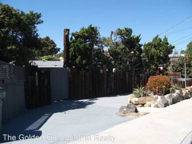 Main picture of 4752 Parks Ave