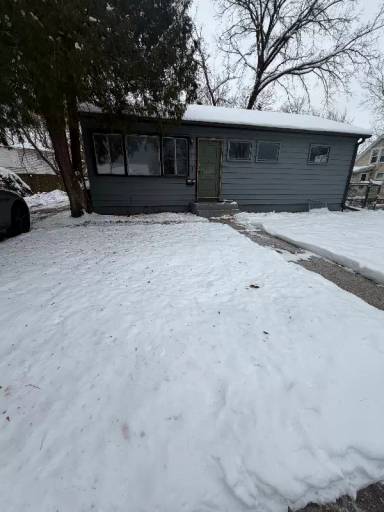 Main picture of 1914 Wustum Ave