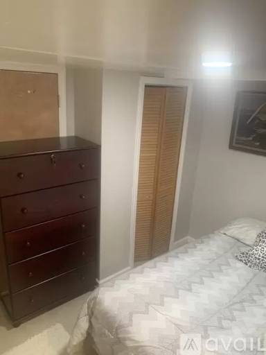 Main picture of 4458 Murdock Ave