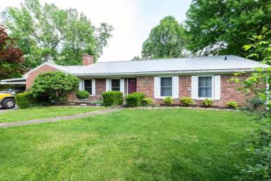 Main picture of 1811 Myddleton Dr