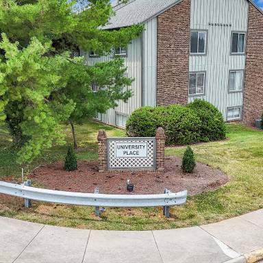 Main picture of 802 Claytor Sq