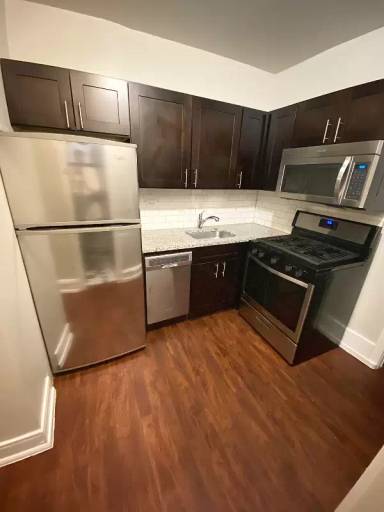 Main picture of 6748 N Ashland Ave