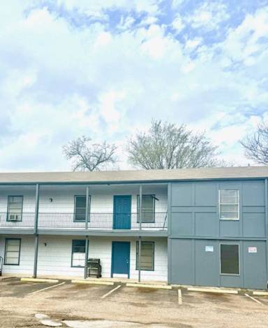 Main picture of Mayflower Apartments