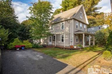 Main picture of 713 Sagamore Ave