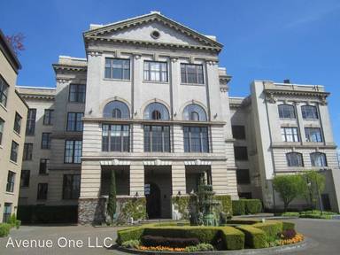 Main picture of Queen Anne High School Condos