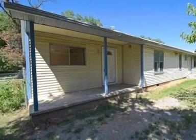 Main picture of 1704 N Saint Luke Ave