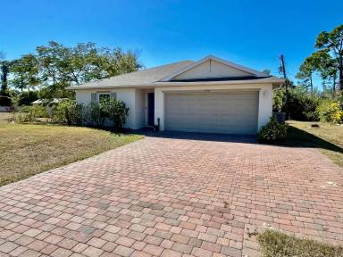 Main picture of 5521 Gillot Blvd