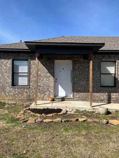 Main picture of 11700 La Estrada Dr