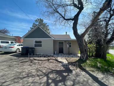 Main picture of 922 Mesaba Ave