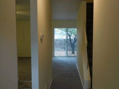 Main picture of 221 Kimberly Way