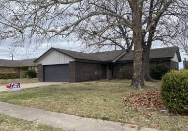 Main picture of 11537 E 27th St