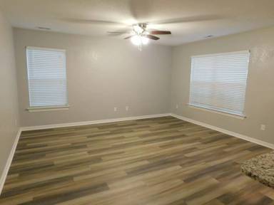 Main picture of 2001 Eleuthera Way
