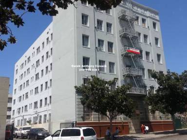 Main picture of 757 S Berendo St