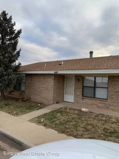 Main picture of 609 E Copper Ave