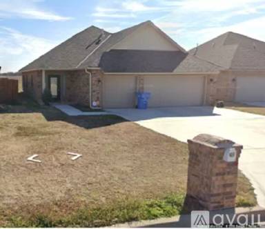 Main picture of 203 NW Granite Ave